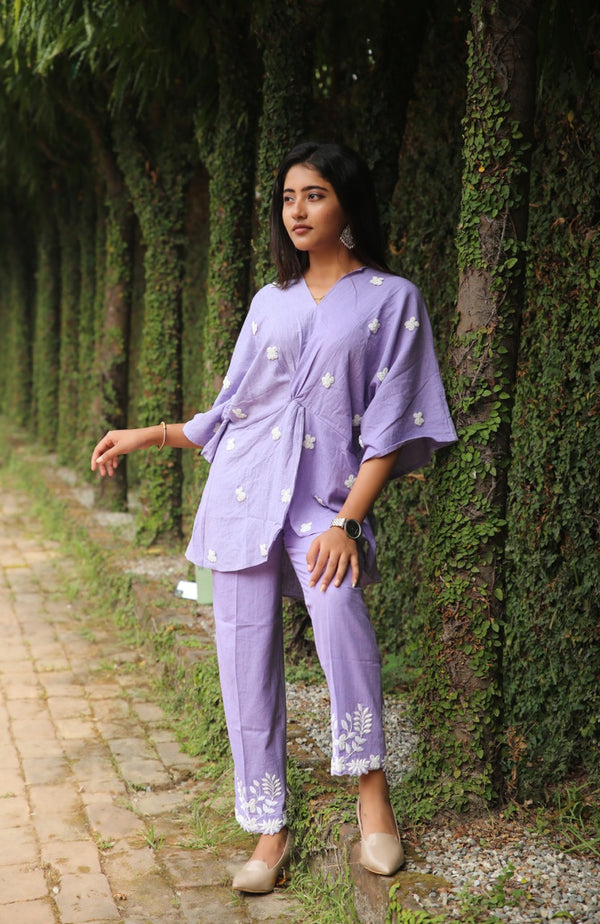 Lilac Khadi Collared Puff Sleeve Kurta Set