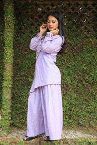Lilac Khadi Collared Thread Work Kurta Set